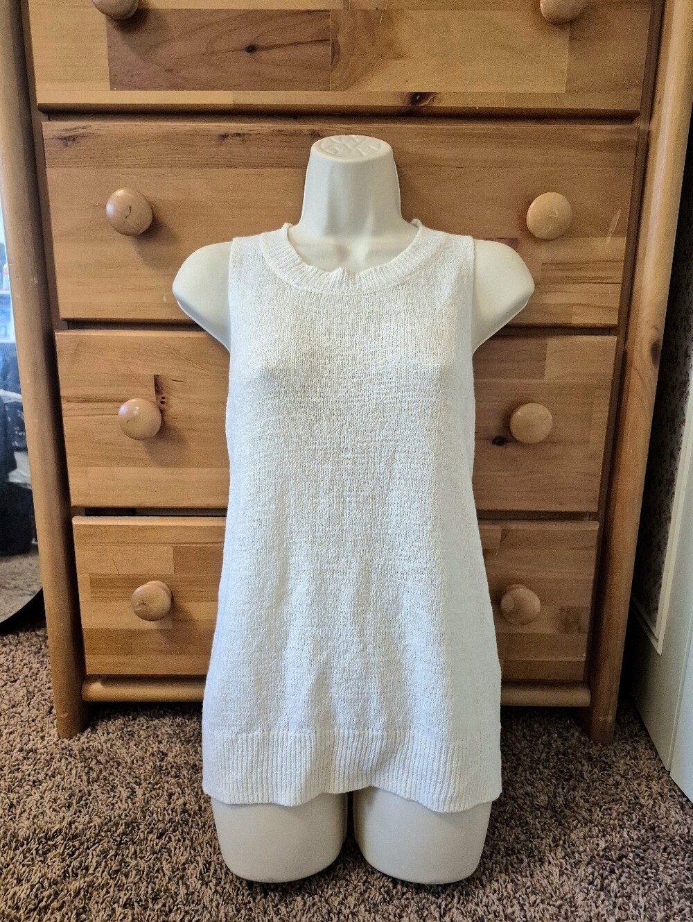 Old Navy White Knit Sleeveless Tank Top Size S